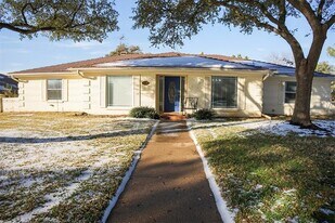 6425 Heidelburg Ct in North Richland Hills, TX - Building Photo