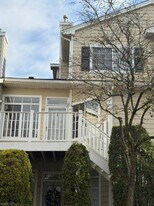 94 Wescott Rd in Bedminster, NJ - Building Photo