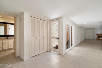 7729 N Vía De Fonda in Scottsdale, AZ - Building Photo - Building Photo