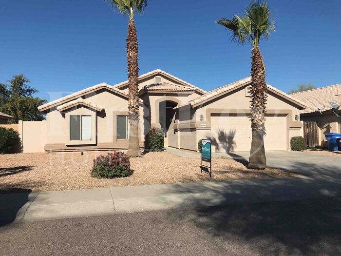 1408 W Lynne Ln in Phoenix, AZ - Building Photo