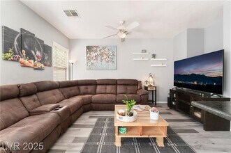 6270 Dartington Hall St in Henderson, NV - Building Photo - Building Photo