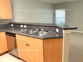 541 Alejandro Ln in Greenacres, FL - Foto de edificio - Building Photo