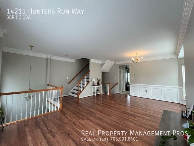 14211 Hunters Run Way in Gainesville, VA - Building Photo - Building Photo