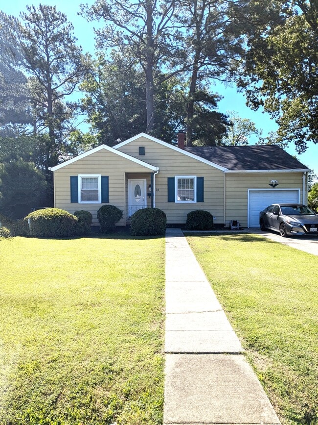 property at 14 Fontaine Rd