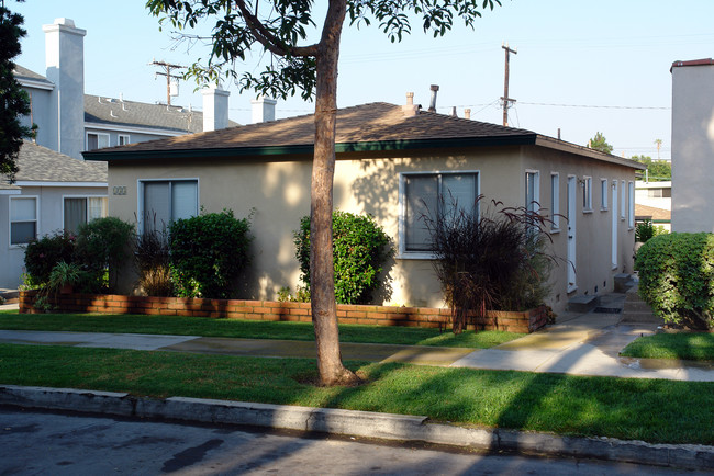 133 Concord St in El Segundo, CA - Building Photo - Building Photo