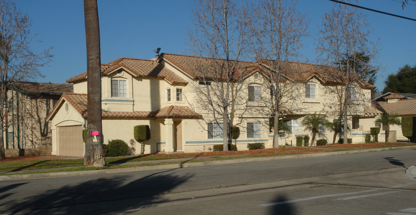 277 E Dexter St in Covina, CA - Building Photo