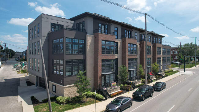 Fourth Crossing in Columbus, OH - Building Photo - Building Photo