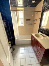 85 Louisa St in Brooklyn, NY - Building Photo - Building Photo