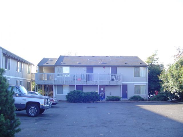 188 Pioneer Pkwy E in Springfield, OR - Building Photo