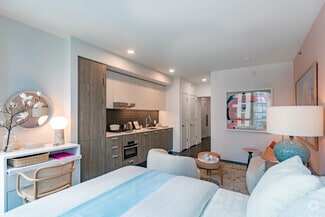 210 N Harbor Dr in Chicago, IL - Foto de edificio - Building Photo