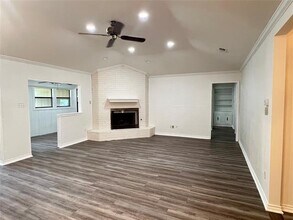 1000 Maykus Ct in Irving, TX - Building Photo - Building Photo