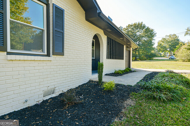 103 Bryant St in Stockbridge, GA - Building Photo - Building Photo