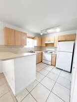 2910 SE 12th Rd in Homestead, FL - Building Photo