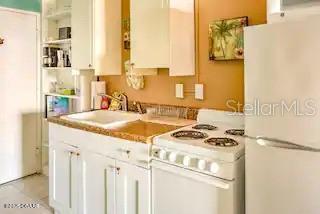 3727 S Atlantic Ave in Daytona Beach, FL - Building Photo - Building Photo