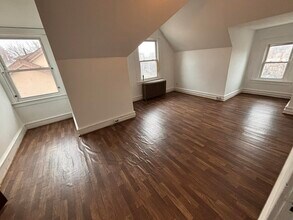 7234 Hazel Ave in Upper Darby Township, PA - Building Photo - Building Photo