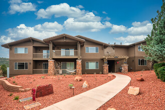 Sedona Resort Apartments in Sedona, AZ - Foto de edificio - Building Photo