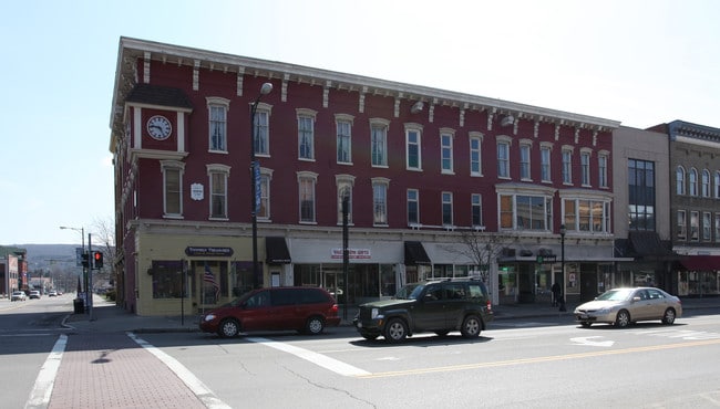 7-9 S Broad St