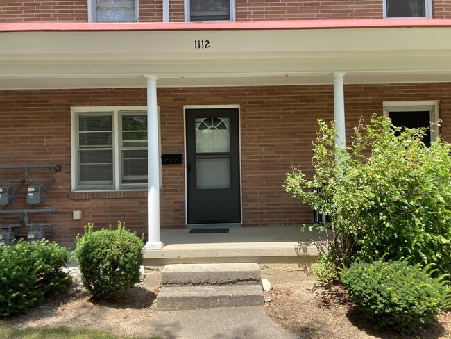 property at 1112 W Elm St