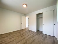 Oak Street Apartment Suites in Wheat Ridge, CO - Building Photo - Building Photo