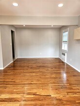 21 5th Ave in East Rockaway, NY - Building Photo - Building Photo