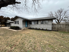 428 Meadow Haven St in Wichita, KS - Building Photo - Building Photo