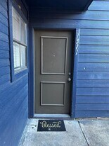 13480 S Thorntree Dr in Houston, TX - Building Photo