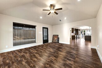 10519 Pleasanton Dr in Houston, TX - Building Photo - Building Photo