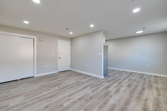 Austin Manor Apartments in Philadelphia, PA - Building Photo - Interior Photo