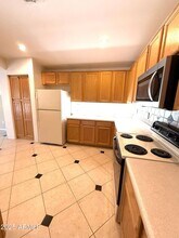 374 W Oriole Way in Chandler, AZ - Foto de edificio - Building Photo