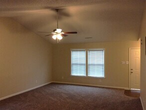 726 Cheswick Ave in Concord, NC - Building Photo - Building Photo