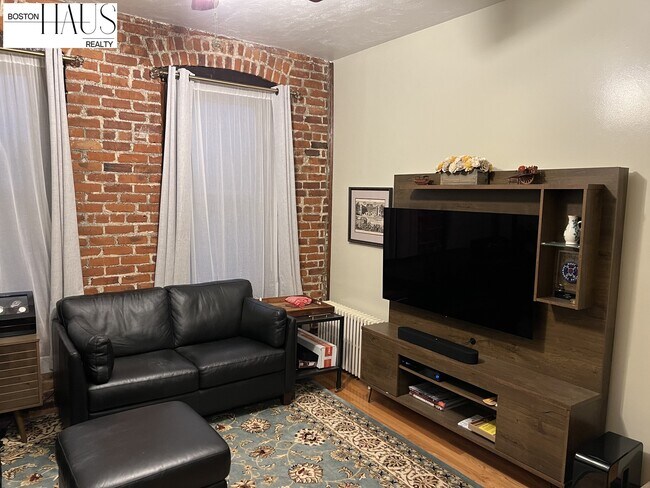 131 Jersey St, Unit 31 in Boston, MA - Foto de edificio - Building Photo