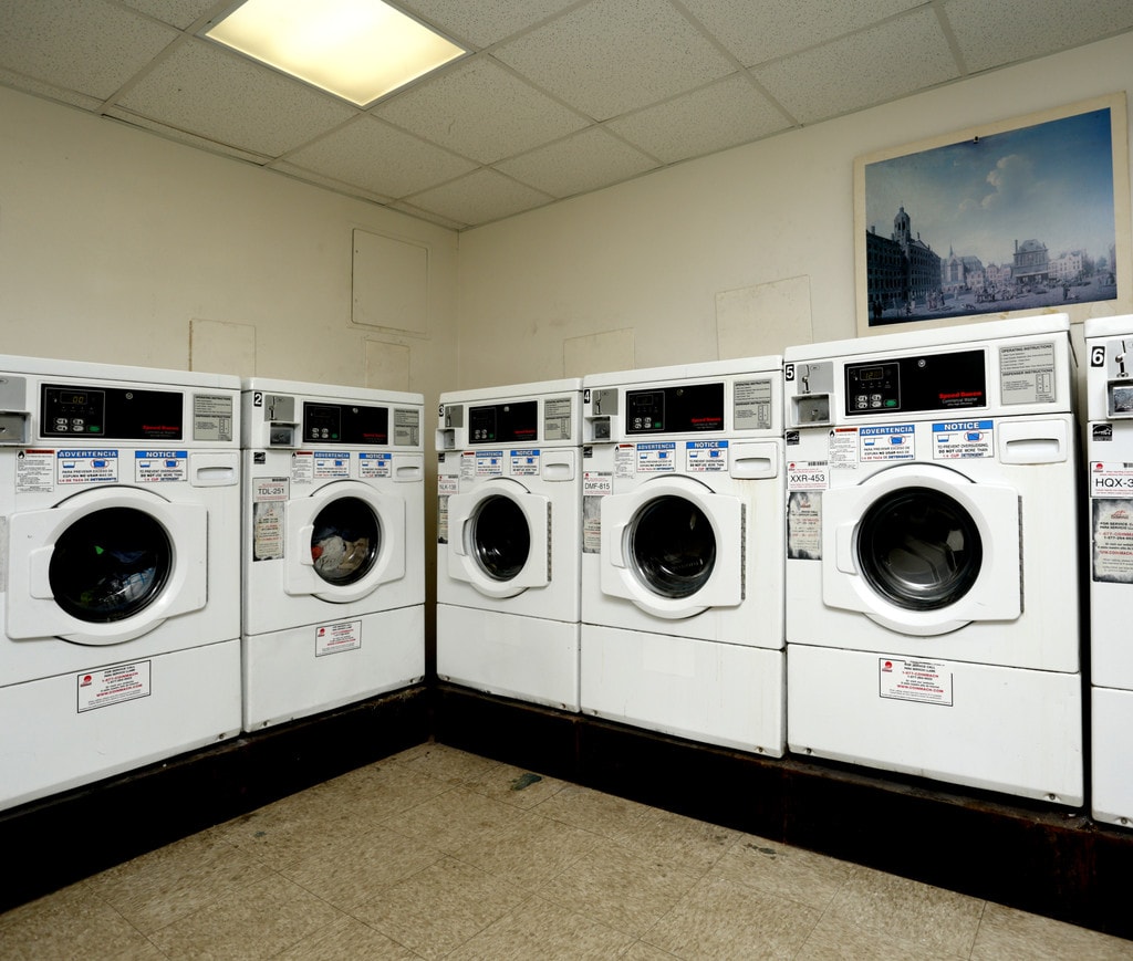 Sunrise Village Roselle Park, NJ Apartments