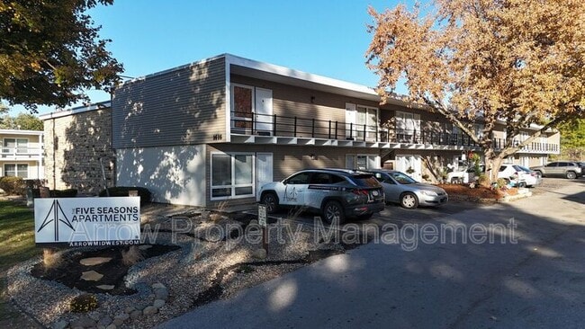 property at 1414 Oakland Rd NE