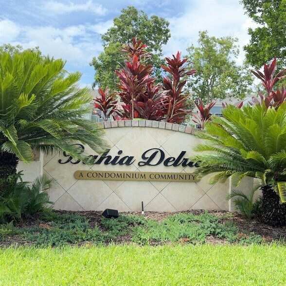 1165 Crystal Way in Delray Beach, FL - Building Photo
