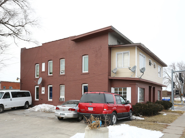 1146 E 9th St in Des Moines, IA - Foto de edificio - Building Photo