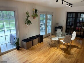 16 Oak Ln in Randolph, NJ - Building Photo - Building Photo