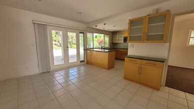 6155 Syracuse Ln in San Diego, CA - Building Photo - Building Photo