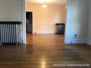 27 High St in Brookline, MA - Building Photo - Building Photo