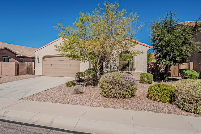 2008 E Stacey Rd in Gilbert, AZ - Building Photo - Building Photo