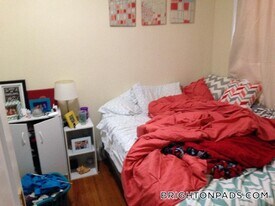 58 Brock St in Boston, MA - Building Photo