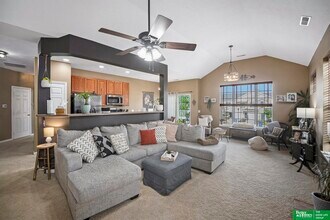 14008 Tregaron Ridge Ave in Bellevue, NE - Building Photo - Building Photo