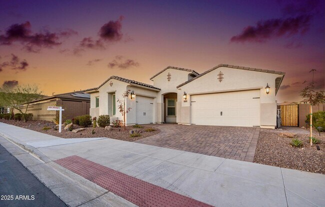 2453 N 211th Ln in Buckeye, AZ - Building Photo - Building Photo