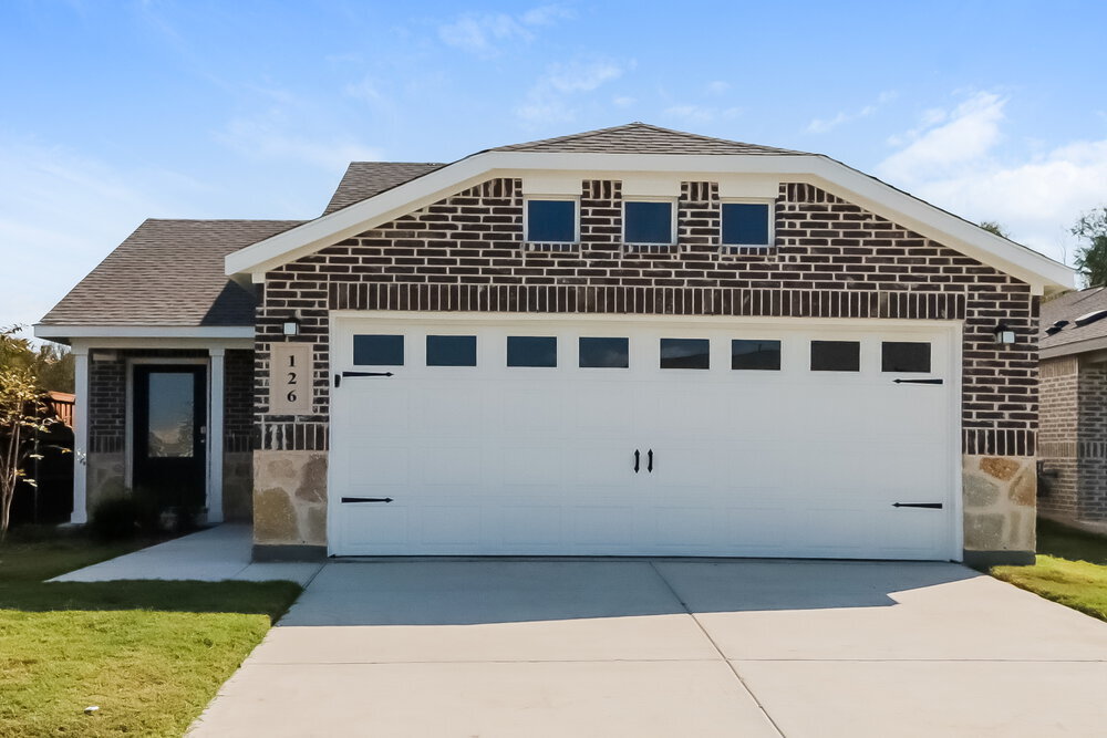 126 Arbor Hls Rd in Balch Springs, TX - Building Photo