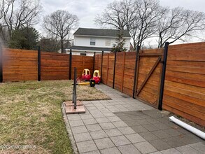 5 Ash St in Eatontown, NJ - Building Photo - Building Photo