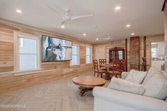 17 Church St in Sea Bright, NJ - Building Photo - Building Photo