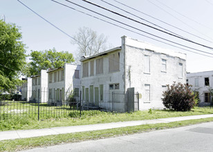 Beauregard Place in Memphis, TN - Foto de edificio - Building Photo