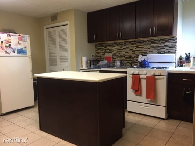 455 Fairmount Ave in Philadelphia, PA - Foto de edificio