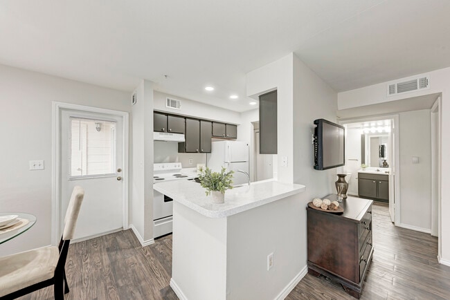 Arrowhead Park Apartments