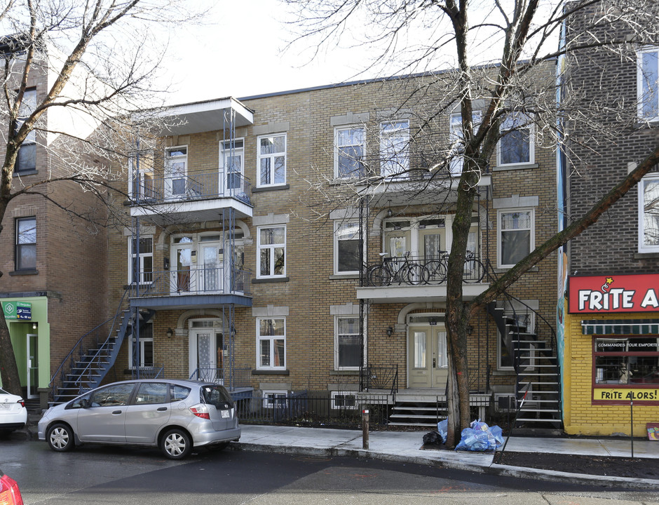 1566-1588 Laurier Av E in Montréal, QC - Building Photo