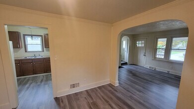 955 Concord Ave in Akron, OH - Building Photo - Building Photo